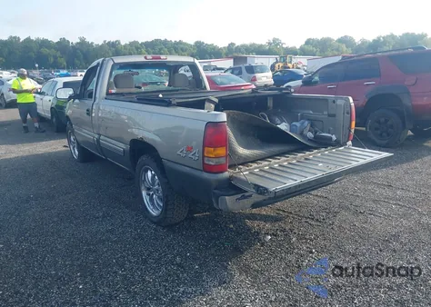 1999 Chevrolet Silverado 1500 Ls z USA, uszkodzony, nr VIN 1GCEK14T4XE235816
